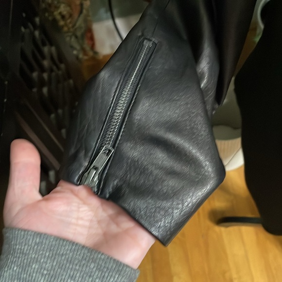 Theory 'Laura' Leather Sleeve Jacket in size M - worn one time - Picture 4 of 8